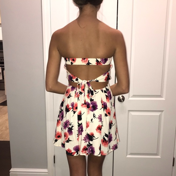 Strapless Floral Dress - Forever21 - Picture 3 of 4